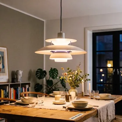Designerlampe over spisebord